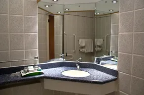 Holiday Inn Ashford - North A20 by IHG - Room