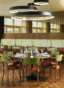 Lingfield Park Marriott Hotel & Country Club - Restaurant