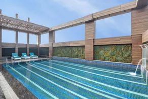 Radisson Blu Towers Kaushambi Delhi NCR - Pool