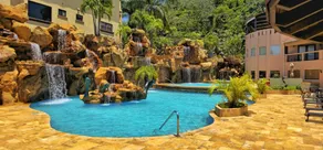 Clarion Suites Roatan at Pineapple Villas - Pool