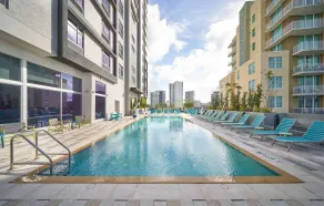 Tru by Hilton Fort Lauderdale Downtown - Piscine