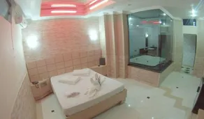 Flamboyant Hotel - Room