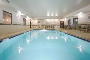 Best Western Plus Lincoln Inn & Suites - Piscine