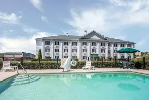 Quality Inn Greeneville - Tusculum - Piscine
