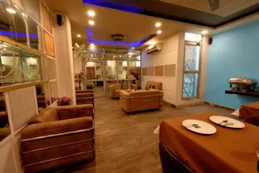 Hotel Moon Light Bhimtal - Restaurant