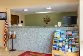 Econo Lodge Belton - Kansas City South - Hall