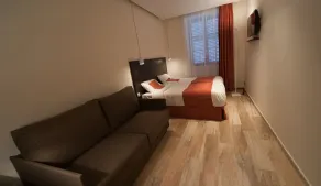 Central Hôtel Nimes - Chambre
