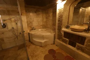 Belenus Cave House - Bathroom