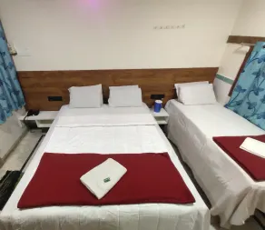 Hotel yogeshwer - Chambre