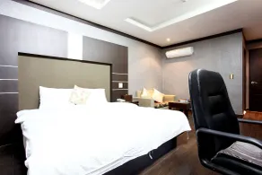 Luxury Hotel Osan - Chambre