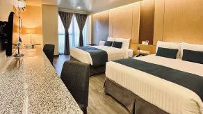 West Plaza Hotel at Lebuu Street - Room