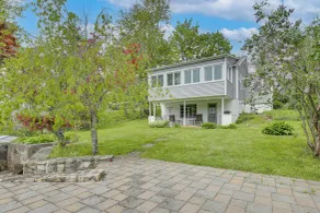 Lakefront Bliss in Mahopac! Charming Home w/ Dock - Innenbereich