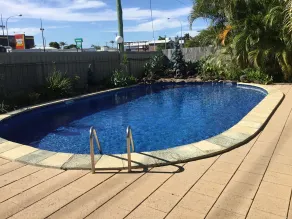 Golden Palms Motor Inn - Piscine