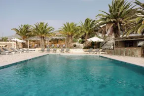 Pnoi Hotel - Basseng