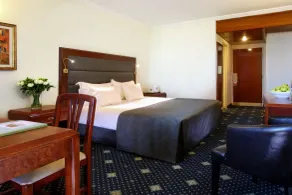 Ramada Jerusalem Hotel - Room