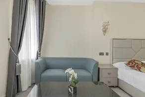 Drake Hotel Plymouth - Room