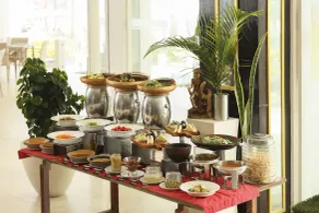 Lv8 Resort Hotel - Restaurant