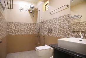 Kalyan Tourist Home - Bathroom