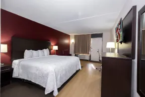 Red Roof Inn PLUS+ Huntsville – Madison - Chambre