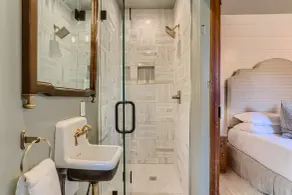 A-Lodge Lyons - Bathroom