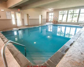 Sleep Inn & Suites Lake of the Ozarks - Pool
