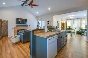 Pottsboro Vacation Rental - Walk to Lake Texoma! - Interiør