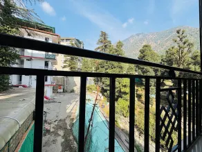 kumar residency Mcleodganj - Vista do quarto