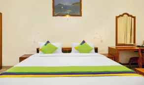 Treebo Kumily Gate Thekkady - Room
