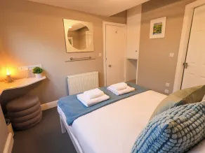 Beckmead - Room