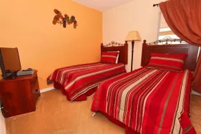 1112 SA Amazing 4 Bedrooms 3 Baths Near Disney - Room