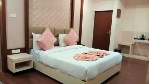 Hotel Swamiraj - Room