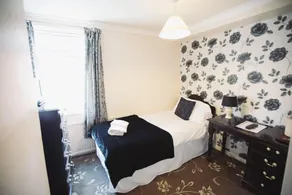 The Bowmans - Room