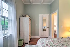 Charming Hyannis Cottage: 1 Mi to Beach! - Interior