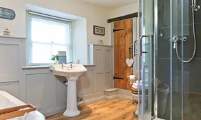 Birchmill Cottage - Banheiro