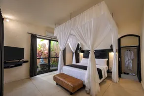 Impiana Private Villas Seminyak - Room