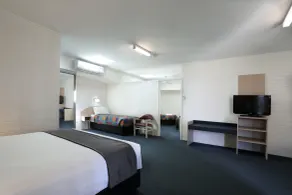 Comfort Inn Gateway Tamworth - Room