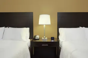 Hampton Inn Winfield - Room