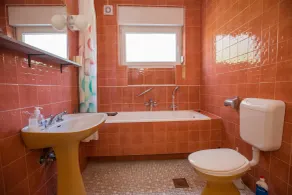 Apartments Lončar - Bad
