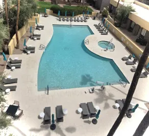 DoubleTree by Hilton Phoenix North - Pool