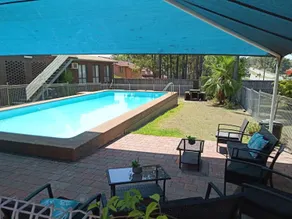 Molly Morgan Motor Inn - Pool