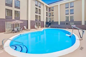 Wyndham Garden Charlotte Airport Southeast - Piscine
