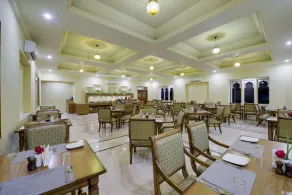 juSTa Brij Bhoomi Resort, Nathdwara - Restaurante