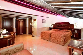 Hotel Pantheon - Room