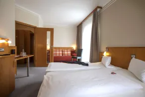 Neumaiers Landhotel - Zimmer