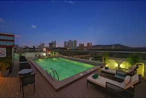 The Fern Mumbai, Goregaon, Series by Marriott - Pool