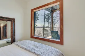 Private Dock & River Views: Modern Gem in Waterloo - Interior