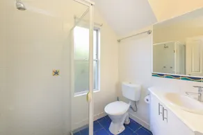 Seamistral - 1/21 Oriole Avenue - Bathroom