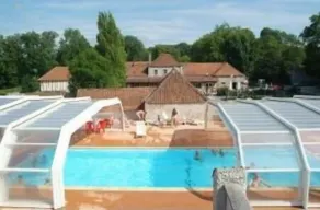LOGIS - Auberge Du Colombier - Pool