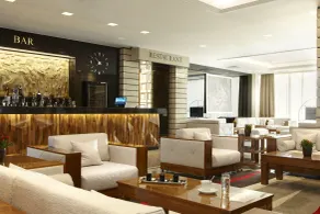 Pomegranate Wellness Spa Hotel - Coin salon dans le hall