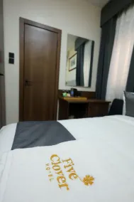 Five Clover Hotel, Ilupeju - Habitación